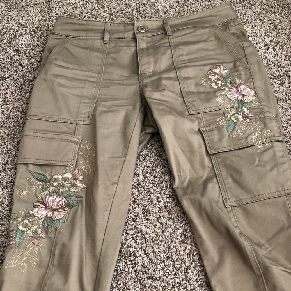 Floral embroidered cargo pants